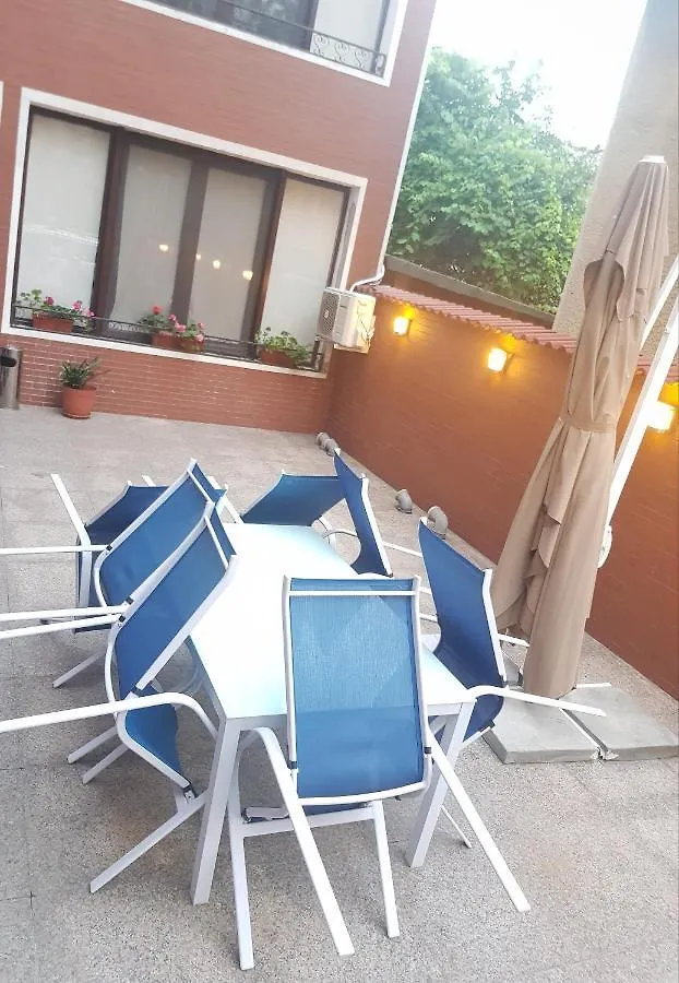 Camera Oglinzi National Arena Apartment Bucharest 0*,
