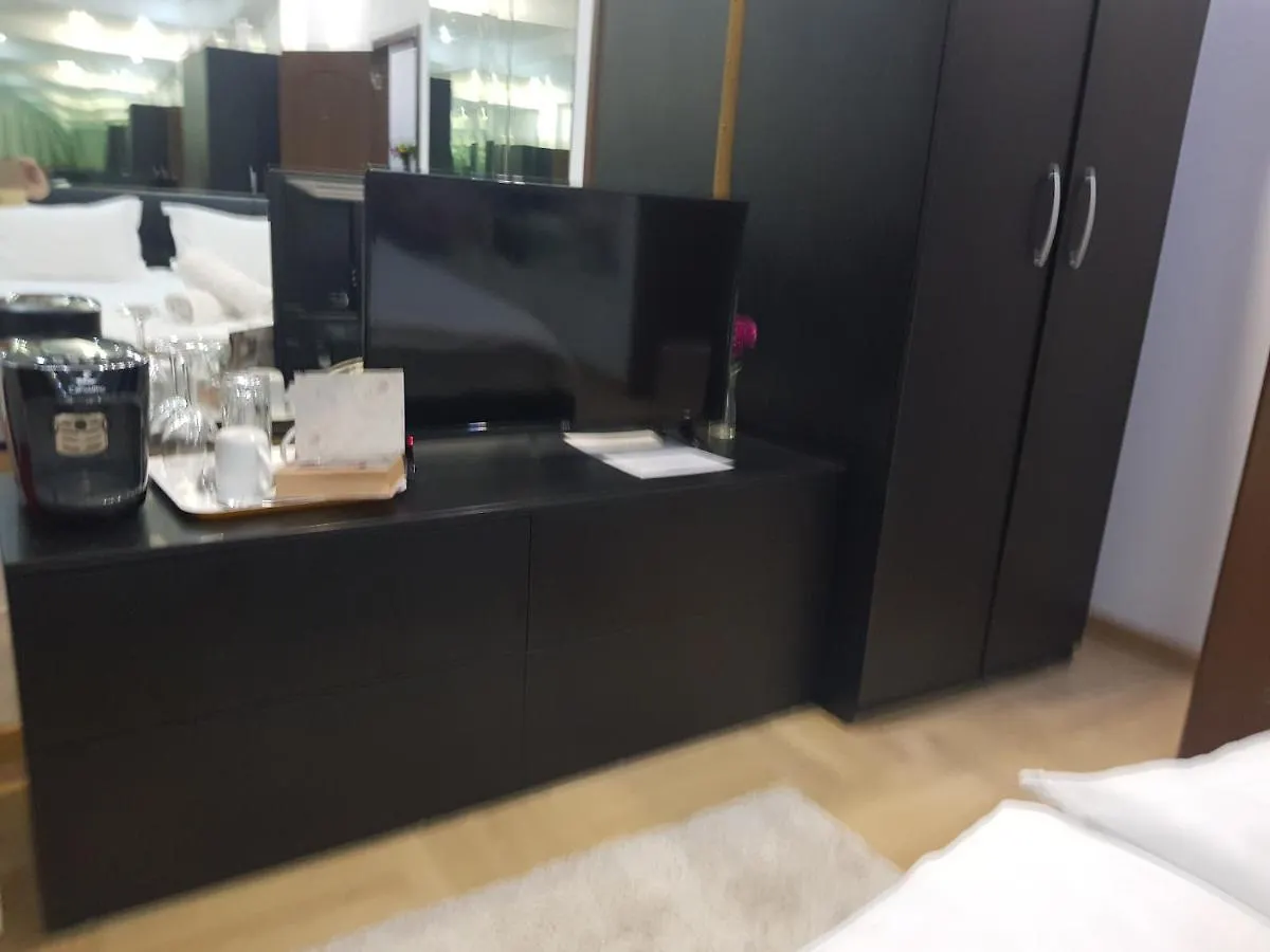 Camera Oglinzi National Arena Apartment Bucharest